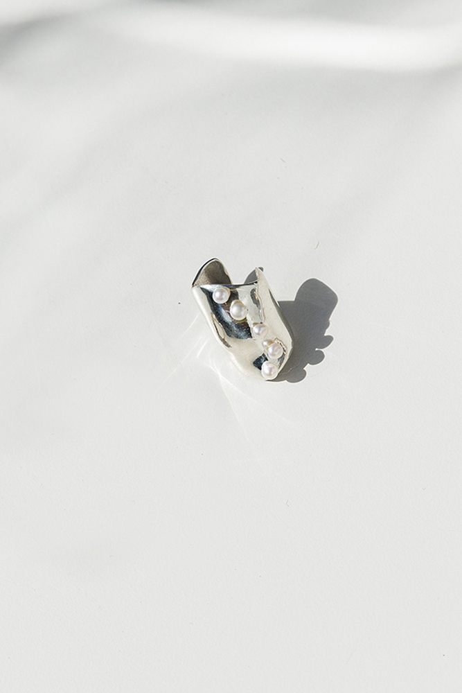 BUBBLEPERLAEARCUFF