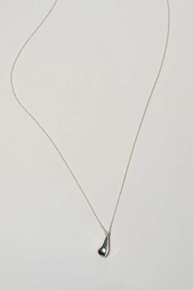 f_tear_pendant