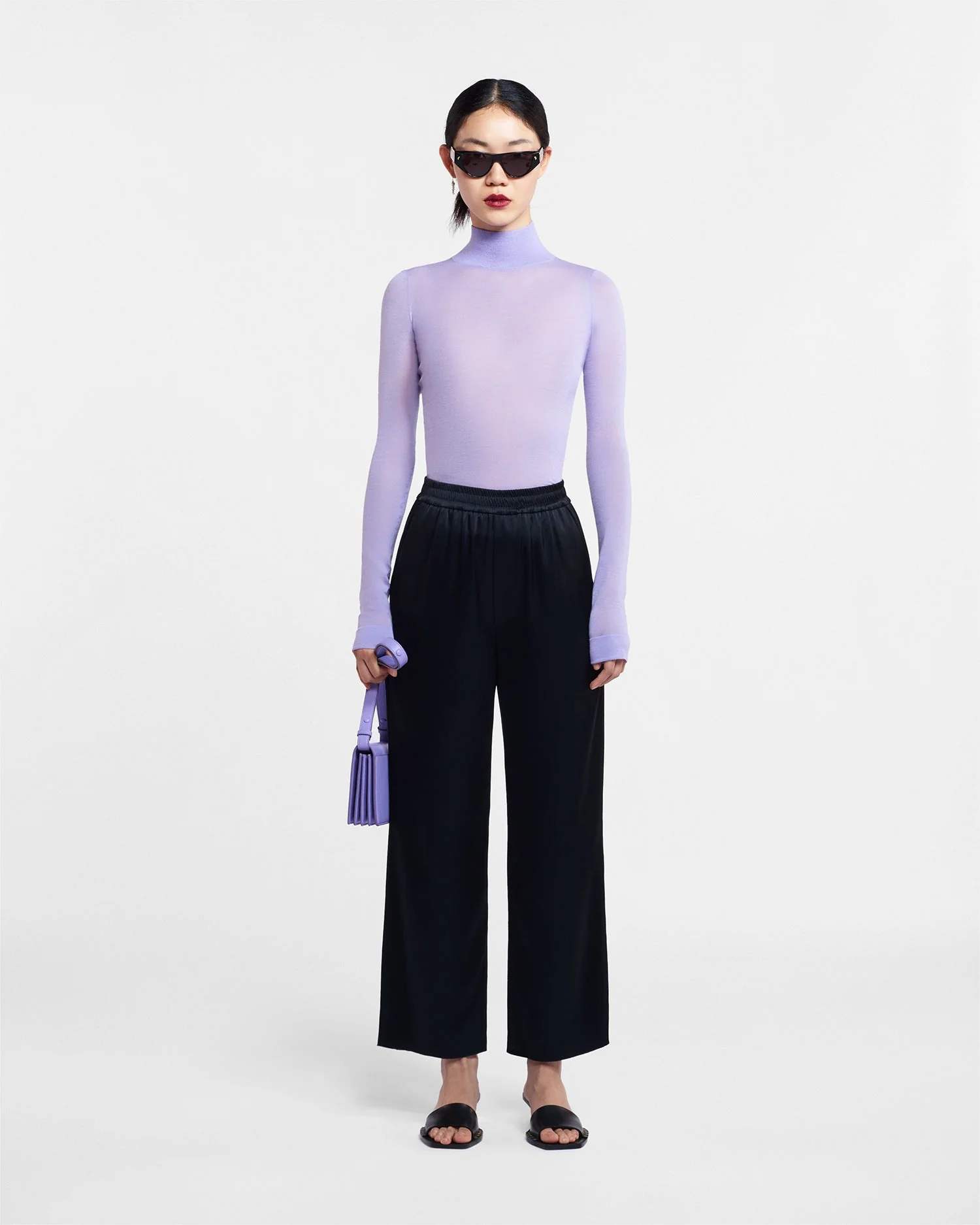 NW23PFTP00843_HARRI_LILAC_SUPERFINE_MERINO_02_63920e39-d8b7-4505-a748-85bef46fddc2